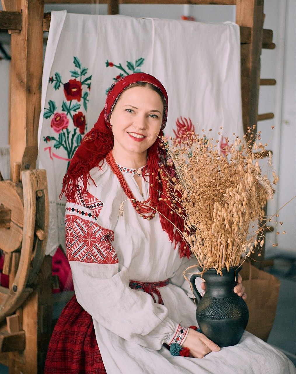 Women in Slavic costumes in Nashville
